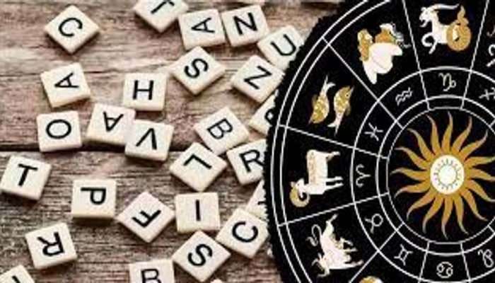 Name Astrology: നിങ്ങളുടെ പേരിന്‍റെ ആദ്യ അക്ഷരം പറയും നിങ്ങളുടെ ഭാഗ്യവും, സമ്പത്തും....!!