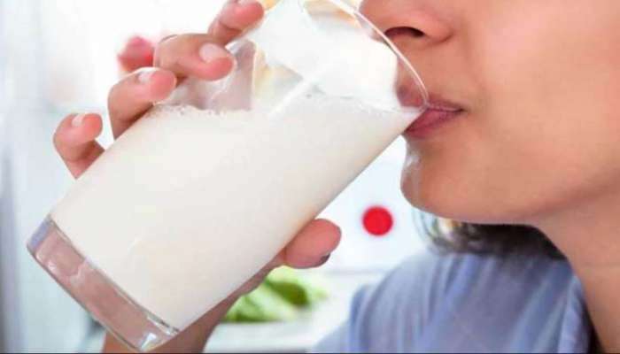 Milk and Food: ഈ ഭക്ഷണപദാര്‍ത്ഥങ്ങള്‍ക്കൊപ്പം പാല്‍ കുടിയ്ക്കുന്നത്‌ അപകടം