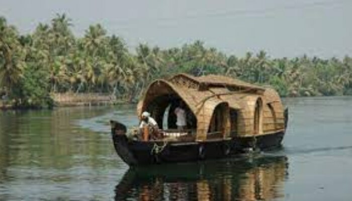 Inspection of houseboats in Alappuzha: 3 ​ദിവസം, 40 ഹൗസ്‌ബോട്ടുകൾ; രേഖകളില്ലാതെ വിലസുന്നവ നിരവധിയെന്ന് കണ്ടെത്തൽ