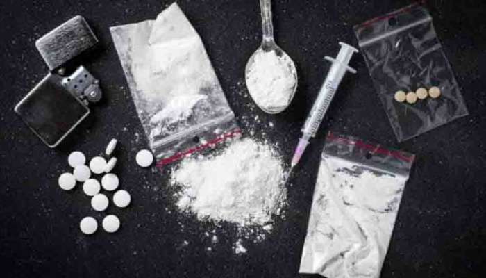 Drug Bust : കൊച്ചി തീരത്ത് 12,000 കോടി വിലമതിക്കുന്ന വൻ ലഹരി മരുന്ന് വേട്ട; പാകിസ്ഥാൻ, ഇറാൻ സ്വദേശികൾ പിടിയിൽ