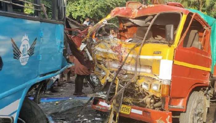 Accident: പത്തനംതിട്ട കോന്നിയിൽ ബസും ടിപ്പർ ലോറിയും കൂട്ടിയിടിച്ച് അപകടം; ടിപ്പർ ഡ്രൈവർ മരിച്ചു