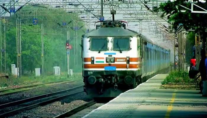 IRCTC Tatkal Ticket Booking: റിസർവേഷനില്ല,  ക്യൂവില്ല, എങ്ങനെ തത്കാൽ ബുക്ക് ചെയ്യാം? എളുപ്പ വഴിയുണ്ട്