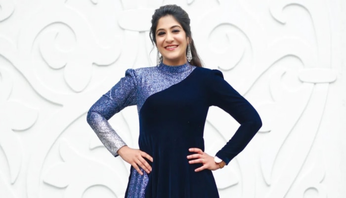 Shweta Mohan: അമ്മയെ പോലെ തന്നെ! സ്റ്റൈലിഷായി ശ്വേത മോഹൻ - ചിത്രങ്ങൾ കാണാം