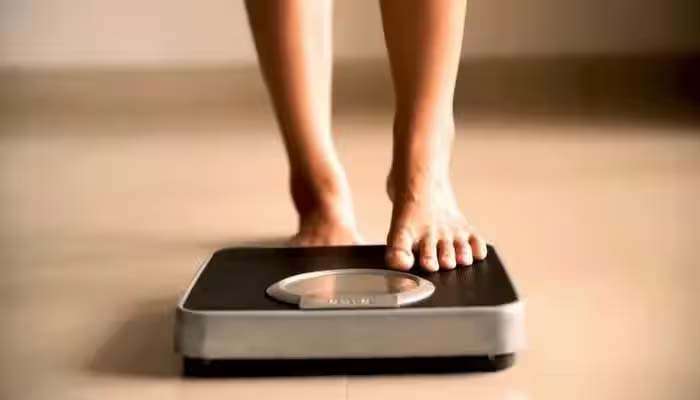 Lose Weight Without Exercise: രാത്രി ഉറങ്ങുന്നതിന് മുമ്പ് ഇക്കാര്യങ്ങള്‍ ശ്രദ്ധിച്ചാല്‍ ശരീരഭാരം താനേ കുറയും