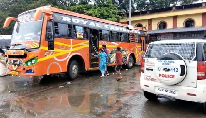 പാര്‍ക്ക് ചെയ്തിരുന്ന ബസ്സ്; അടിച്ച് മാറ്റിയത് 6 മൊബൈലും പണവും ബാഗും