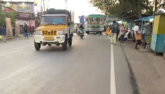 Private Bus: വിദ്യാർഥി ഇറങ്ങുന്നതിന് മുൻപ് ബസ് മുന്നോട്ടെടുത്തു, റോഡിലൂടെ വലിച്ചിഴച്ചു; ഡ്രൈവർക്കും കണ്ടക്ടർക്കും എതിരെ നടപടി