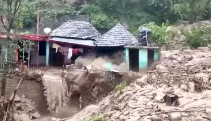 Himachal Flood: ഹിമാചലിൽ മഴക്കെടുതി തുടരുന്നു; മൂന്ന് ദിവസത്തിനുള്ളിൽ 71 മരണം, ഷിംലയിൽ സ്‌കൂളുകൾ അടച്ചു