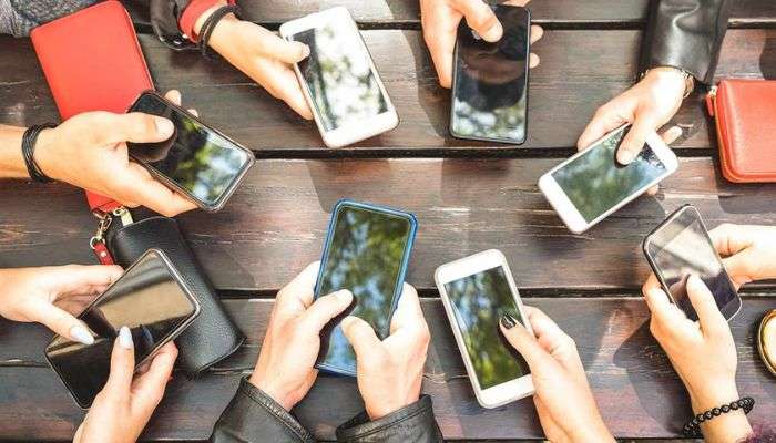 Mobile Phone Use: ഇന്ത്യക്കാർ മൊബൈല്‍ ഫോണുകളിൽ ഏറ്റവും കൂടുതൽ കാണുന്നത് എന്താണ്? 