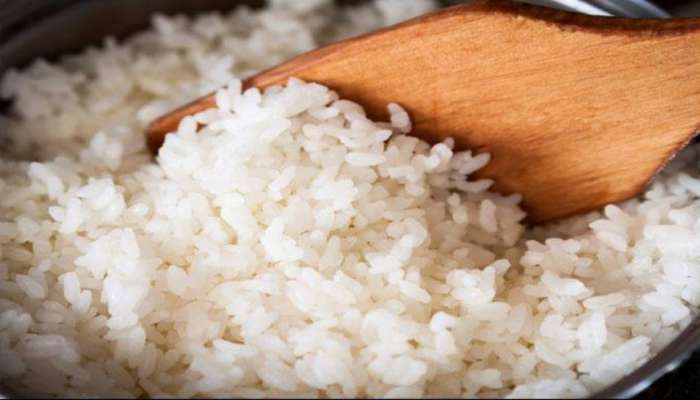 Rice: അധികമായാൽ അരിയും വിഷം; ചോറ് അമിതമായി കഴിക്കുന്നവർ ഇക്കാര്യങ്ങൾ അറിഞ്ഞിരിക്കണം!