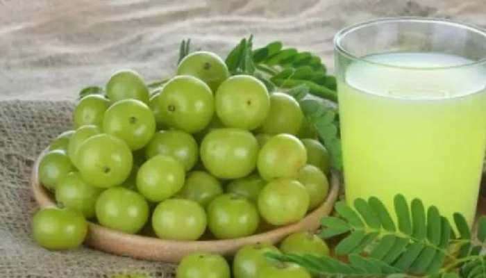 Amla Benefits: ശരീരഭാരം കുറയ്ക്കാനും യൗവനം നിലനിര്‍ത്താനും നെല്ലിക്ക കഴിയ്ക്കാം