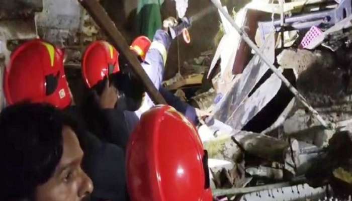 Building collapses: മഹാരാഷ്ട്രയിലെ താനെയിൽ കെട്ടിടം തകർന്നുവീണു; എട്ട് മാസം പ്രായമായ കുഞ്ഞ് ഉൾപ്പെടെ രണ്ട് പേർ മരിച്ചു