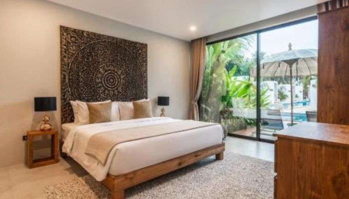 Bedroom Vastu: കട്ടിലിനടിയിൽ അബദ്ധത്തിൽ പോലും സാധനങ്ങള്‍ വയ്ക്കരുത്, പണവും ഐശ്വര്യവും എന്നന്നേയ്ക്കുമായി നഷ്ടപ്പെടും