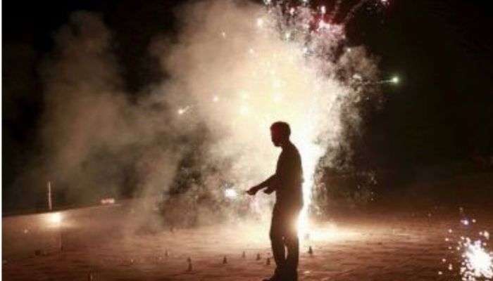 Firecrackers Ban in Delhi: ഡൽഹിയില്‍ പടക്കങ്ങളുടെ ഉപയോഗവും വിൽപനയും നിരോധിച്ചു 