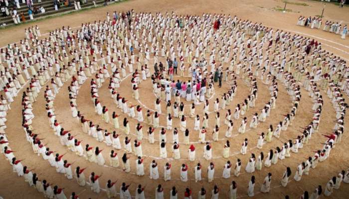 Guruvayur Mega Thiruvathirakali : ആയിരങ്ങൾ അണിനിരന്ന് ഗുരുവായൂരിൽ മെഗാ തിരുവാതിരക്കളി