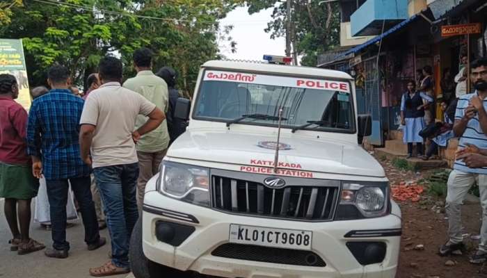 Students Fight: വിദ്യാർത്ഥികൾ തമ്മിലടിച്ചു; ഇടപെട്ട നാട്ടുകാർക്കും വ്യാപാരികൾക്കും വിദ്യാർത്ഥികളുടെ തെറി അഭിഷേകം