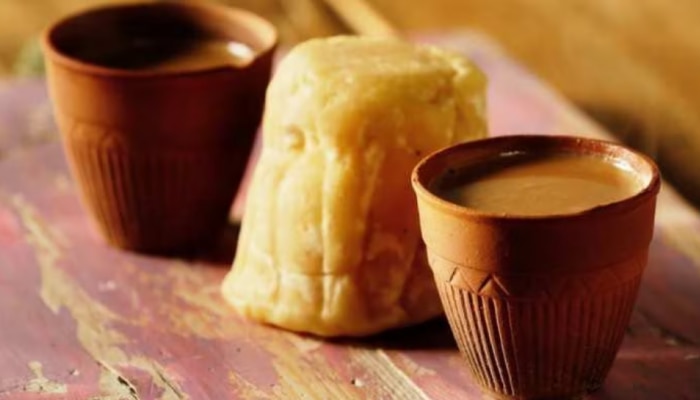 Jaggery Tea: ആർത്തവ വേദന മുതൽ ശരീരം ഭാരം കുറയ്ക്കാൻ വരെ..! ശർക്കര ചായയുടെ ​ഗുണങ്ങൾ