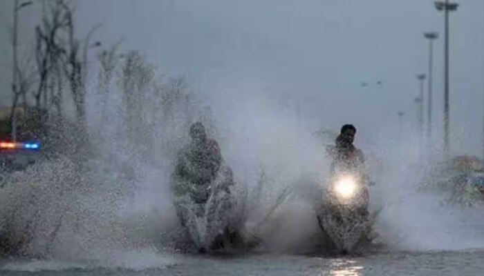 Kerala Rain; ചക്രവാതച്ചുഴി: കേരളത്തില്‍ നാളെ അതിശക്തമായ മഴയ്ക്ക് സാധ്യത