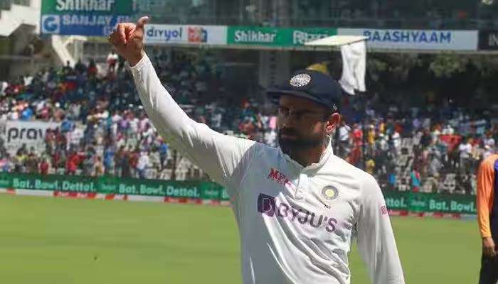 Virat Kohli: ടെസ്റ്റ് പരമ്പരയ്ക്ക് തൊട്ടുമുമ്പ് വിരാട് കോഹ്ലി ഇന്ത്യയിലേക്ക് മടങ്ങി, കാരണം തിരഞ്ഞ് ആരാധകര്‍  