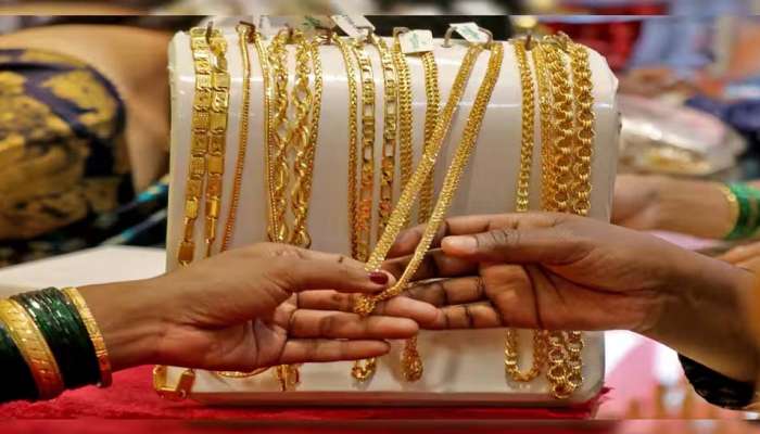 Gold Rate Today: സ്വര്‍ണവില റെക്കോര്‍ഡ് നിരക്കില്‍ നിന്ന് താഴേയ്ക്ക്, മൂന്നാം ദിവസവും വിലയില്‍ ഇടിവ് 