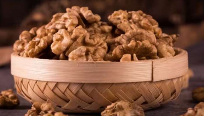 Walnuts Benefits: കുട്ടികളുടെ ഭക്ഷണത്തിൽ വാൾനട്ട് ചേർക്കാം; നിരവധിയാണ് ​ഗുണങ്ങൾ