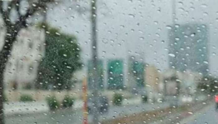 Rain Alert In Saudi: സൗദിയിൽ വരുന്ന ചൊവ്വാഴ്ച വരെ ഇടിമിന്നലോടു കൂടിയ ശക്തമായ മഴയ്ക്ക് സാധ്യത