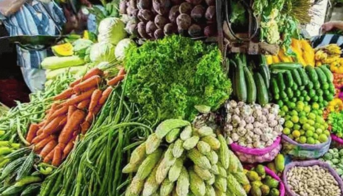 Vegetables Price Hike: സംസ്ഥാനത്ത് പച്ചക്കറികളുടെ വില കുതിച്ചുയരുന്നു! ഒരു കിലോ പയറിന്റെ വില ഞെട്ടിക്കുന്നത്