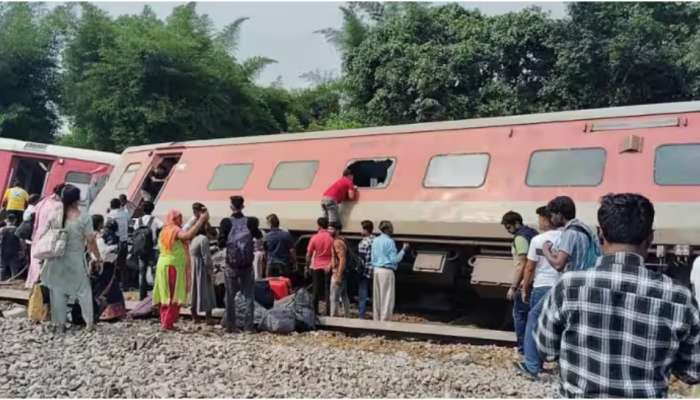 Dibrugarh Express Accident: വീണ്ടും ട്രെയിൻ അപകടം; ചണ്ഡിഗഡ് - ദില്‍ബര്‍ഗ് എക്‌സ്പ്രസ് പാളം തെറ്റി, 4 മരണം 