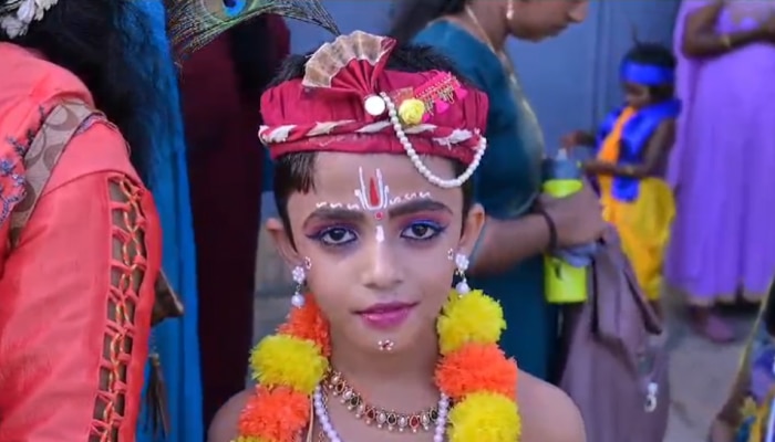 Janmashtami 2024: ശ്രീകൃഷ്ണ ജയന്തി ആഘോഷം; വീഥികൾ അമ്പാടിയാക്കി ഉണ്ണിക്കണ്ണന്മാരും ഗോപികമാരും