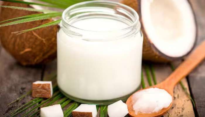 Coconut Oil: ഉറങ്ങാൻ പോകുന്നതിന് മുൻപ് അൽപം വെളിച്ചെണ്ണ കുടിച്ചുനോക്കൂ... ഒരുപാടുണ്ട് ഗുണങ്ങൾ