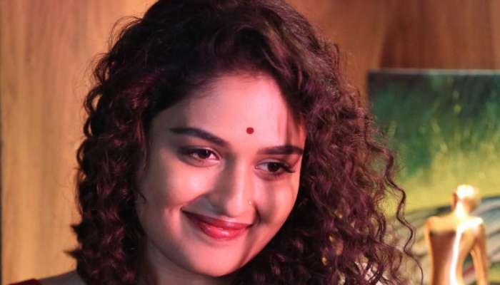 Prayaga Martin: ലഹരി കേസിൽ ശ്രീനാഥ് ഭാസിക്കും പ്രയാ​ഗ മാർട്ടിനും നോട്ടീസ്; ചോദ്യം ചെയ്യലിന് ഹാജരാകണം