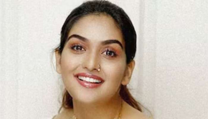 Prayaga Martin: 'ഹോട്ടലിൽ പോയത് സുഹൃത്തുക്കളെ കാണാൻ'; ഓം പ്രകാശിനെ അറിയില്ല, ആരാണെന്ന് മനസ്സിലാക്കിയത് ​ഗൂ​ഗിളിൽ നോക്കിയെന്ന് പ്രയാ​ഗ