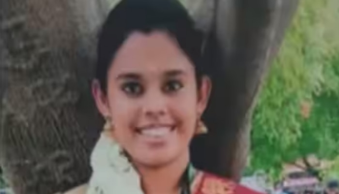 Kerala Woman Death: സ്ത്രീധന പീഡനം; മലയാളി അധ്യാപികയുടെ മരണത്തിൽ അന്വേഷണം; ഭർതൃമാതാവ് വിഷം കഴിച്ച് ആത്മഹത്യയ്ക്ക് ശ്രമിച്ചു