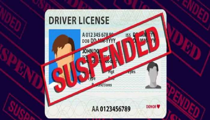 License Suspended: ആംബുലൻസിന്റെ വഴിമുടക്കി സ്കൂട്ടർ യാത്രികൻ; ലൈസൻസ് സസ്‌പെൻഡ് ചെയ്ത് എംവിഡി