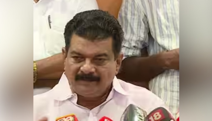 PV Anvar: നിലമ്പൂരിൽ മത്സരിക്കില്ല, യുഡിഎഫിന് നിരുപാധിക പിന്തുണ പ്രഖ്യാപിച്ച് പിവി അൻവർ