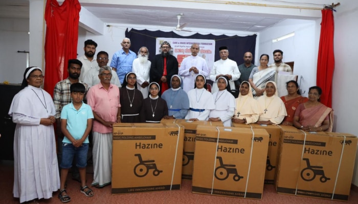 Care And Share International Foundation: 'കെയർ ആൻഡ് ഷെയർ' സംരംഭം; ഇടുക്കിയിലെ ആതുരസ്ഥാപനങ്ങളിലേക്ക് വീൽചെയറുകളെത്തിച്ച് മമ്മൂട്ടി