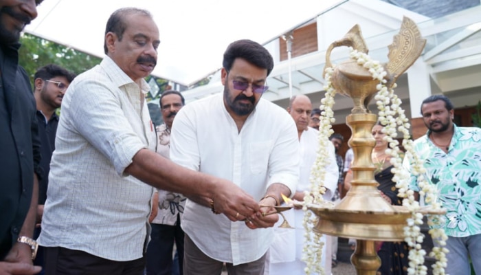 Hridayapoorvam Movie: 10 വർഷങ്ങൾക്കിപ്പുറം വീണ്ടും അവരൊന്നിച്ച്, 'ഹൃദയപൂർവം' ചിത്രീകരണം തുടങ്ങി; കാത്തിരിക്കുന്നുവെന്ന് ആരാധകർ