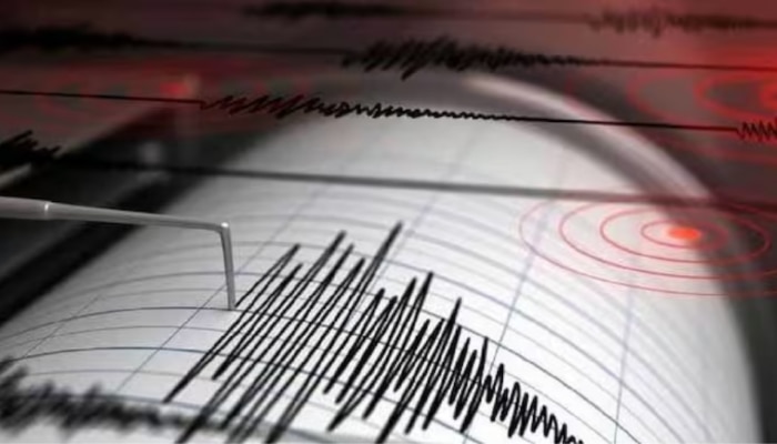 Delhi Earthquake: ഡൽഹിയിൽ ഭൂചലനം; പ്രഭവകേന്ദ്രം ന്യൂഡൽഹി, 4.0 തീവ്രത രേഖപ്പെടുത്തി