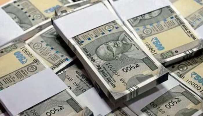 Hawala Money: രേഖകളില്ലാതെ കടത്തിക്കൊണ്ടുവന്ന 15 ലക്ഷം രൂപ പിടികൂടി; പണം കടത്തിയത് തമിഴ്നാട് രജിസ്ട്രേഷൻ വാഹനത്തിൽ