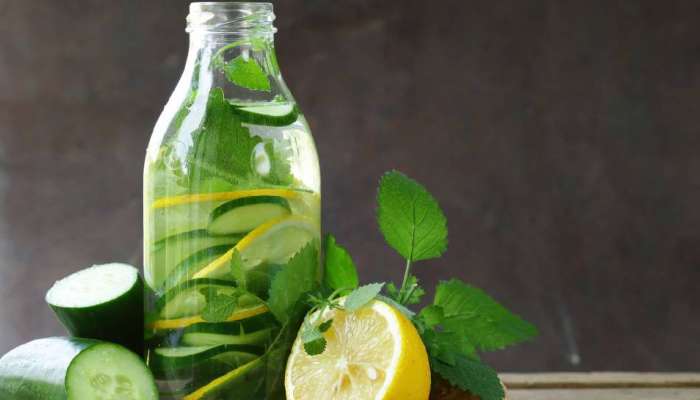 Cucumber Water vs Lemon Water: വെളളരിക്കയോ നാരങ്ങയോ!  ഏതാണ് ആരോഗ്യത്തിന് ബെസ്റ്റ്?