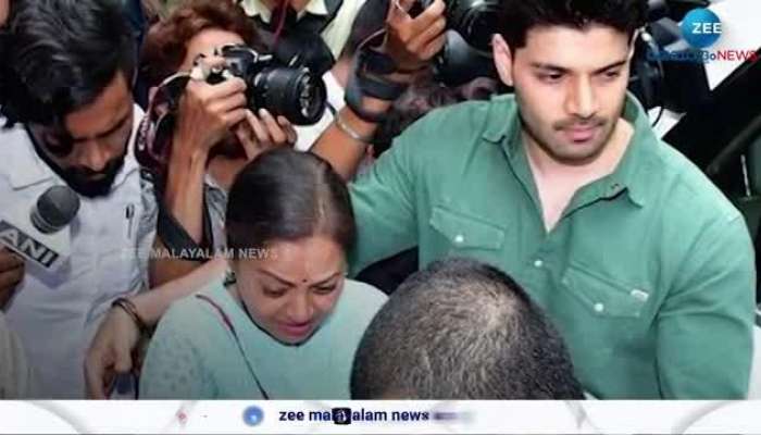 Zarina Wahab Wishes Prabhas as Son