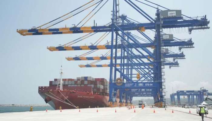 Vizhinjam Port Inauguration: പ്രധാനമന്ത്രിയും മുഖ്യമന്ത്രിയും വിഴിഞ്ഞത്ത്; കേരളത്തിന്റെ സ്വപ്‌ന പദ്ധതി ഉടൻ സമര്‍പ്പിക്കും