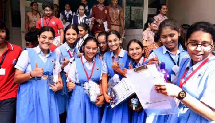 CBSE Class 10, 12 Results 2025: സിബിഎസ്ഇ ഫലം ഇന്നുണ്ടാകുമോ? വെബ്സൈറ്റുകളിൽ മാത്രമല്ല ഫലം പരിശോധിക്കാൻ ഈ സംവിധാനങ്ങളും...