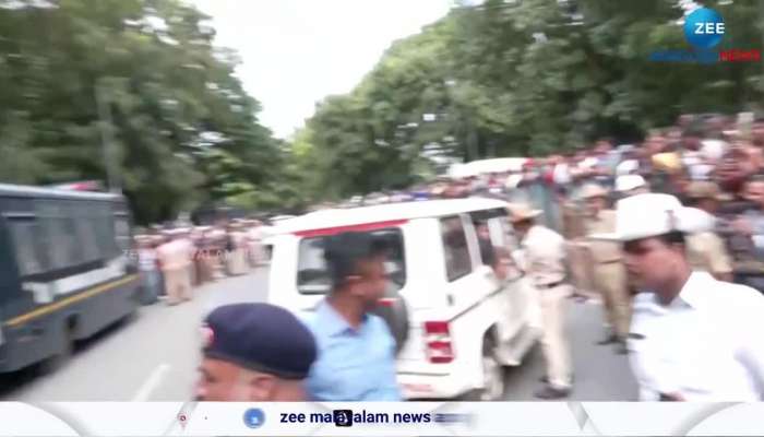 Chinnaswamy stadium accident 11 deaths confirmed karnataka government announces magisterial inquiry