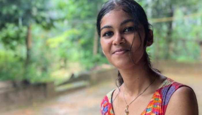 Palakkad Student Suicide: &#039;മാർക്ക് കുറഞ്ഞതിനാൽ ക്ലാസ് മാറ്റിയിരുത്തി&#039;; പാലക്കാട് ഒൻപതാം ക്ലാസുകാരിയുടെ ആത്മഹത്യയിൽ റിപ്പോർട്ട് തേടി ജില്ലാ കളക്ടർ