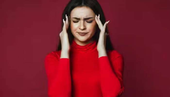​Migraine Home Remedies: മൈഗ്രേൻ വേദന വില്ലനായി മാറുന്നുണ്ടോ? ഈ 7 പൊടിക്കൈകൾ ഒന്ന് പരീക്ഷിച്ച് നോക്കൂ... ഫലം കാണാം