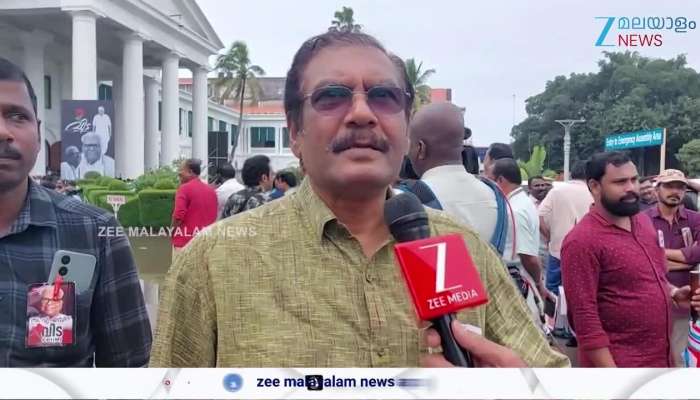 A Sampath on VS Achuthanandan