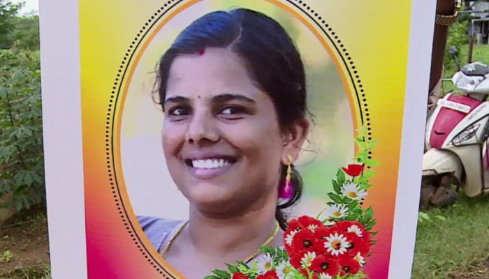 Palakkad Negha Death: &#039;കഴുത്തിൽ പാട്, നേഘയുടേത് തൂങ്ങിമരണം&#039;; പാലക്കാട് യുവതിയെ ഭർതൃവീട്ടിൽ മരിച്ചനിലയിൽ കണ്ടെത്തിയ സംഭവത്തിൽ പോസ്റ്റ്മോർട്ടം റിപ്പോർട്ട് 