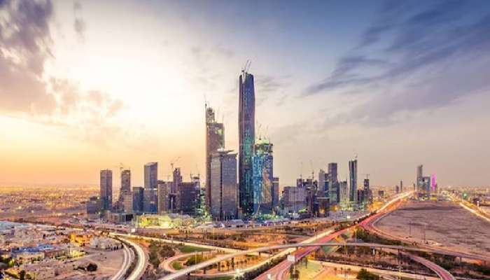 Saudi New Real Estate Law: സൗദിയില്‍ ഇനി മലയാളികള്‍ക്കും ഭൂമിയും വസ്തുക്കളും വാങ്ങാം... വന്‍ മാറ്റം! പുതിയ നിയമം
