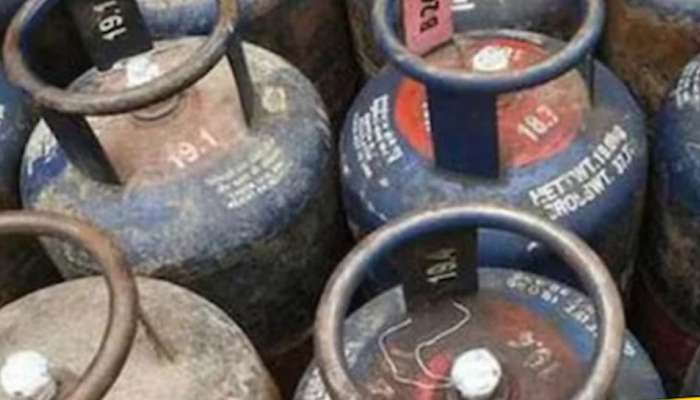 LPG Cylinder Price: ആഗസ്റ്റ് ആദ്യ ദിനം ഉപഭോക്താക്കൾക്ക് സന്തോഷ വാർത്ത; LPG വാണിജ്യ സിലിണ്ടറിന്റെ വില കുറഞ്ഞു!