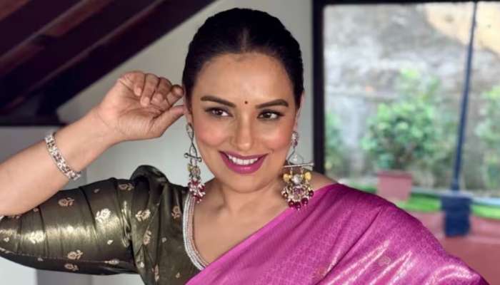 Shweta Menon: 'എഫ്ഐആർ റദ്ദാക്കണം'; ഹൈക്കോടതിയെ സമീപിച്ച് നടി ശ്വേതാ മേനോൻ